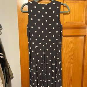 AK grey and white poke dot dress size 6